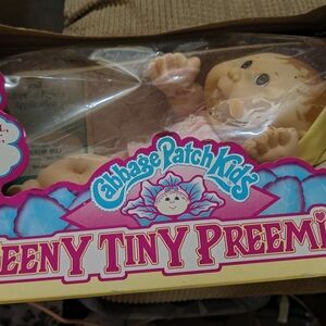 Teeny Tiny Preemie Doll - Yellow